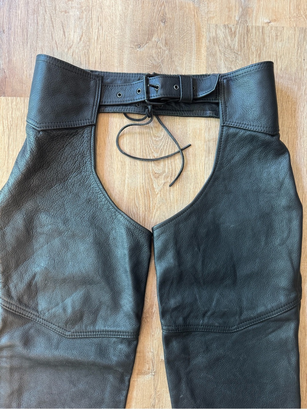 Men's Black Leather Chaps Pants - Picture 3 of 8